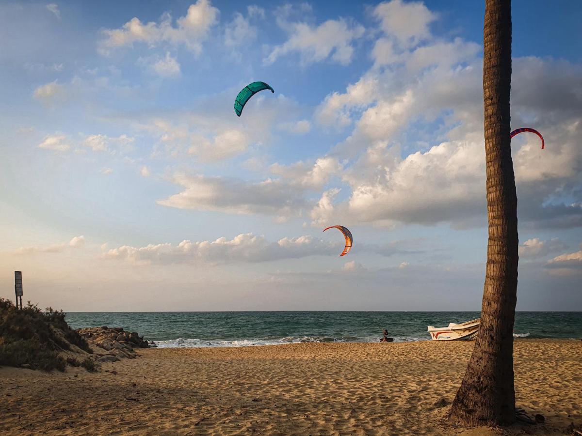 Windy Waves Kite Beach & Nature Resort Kalpitiya Exterior foto